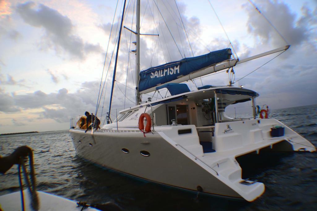 Seahouse Maldives Topdeck Hotel Malé Kültér fotó